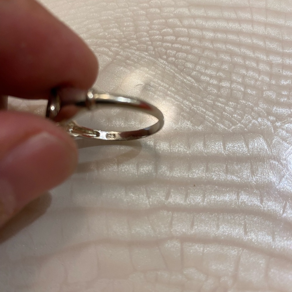 Silver ring - Picture 6 of 8